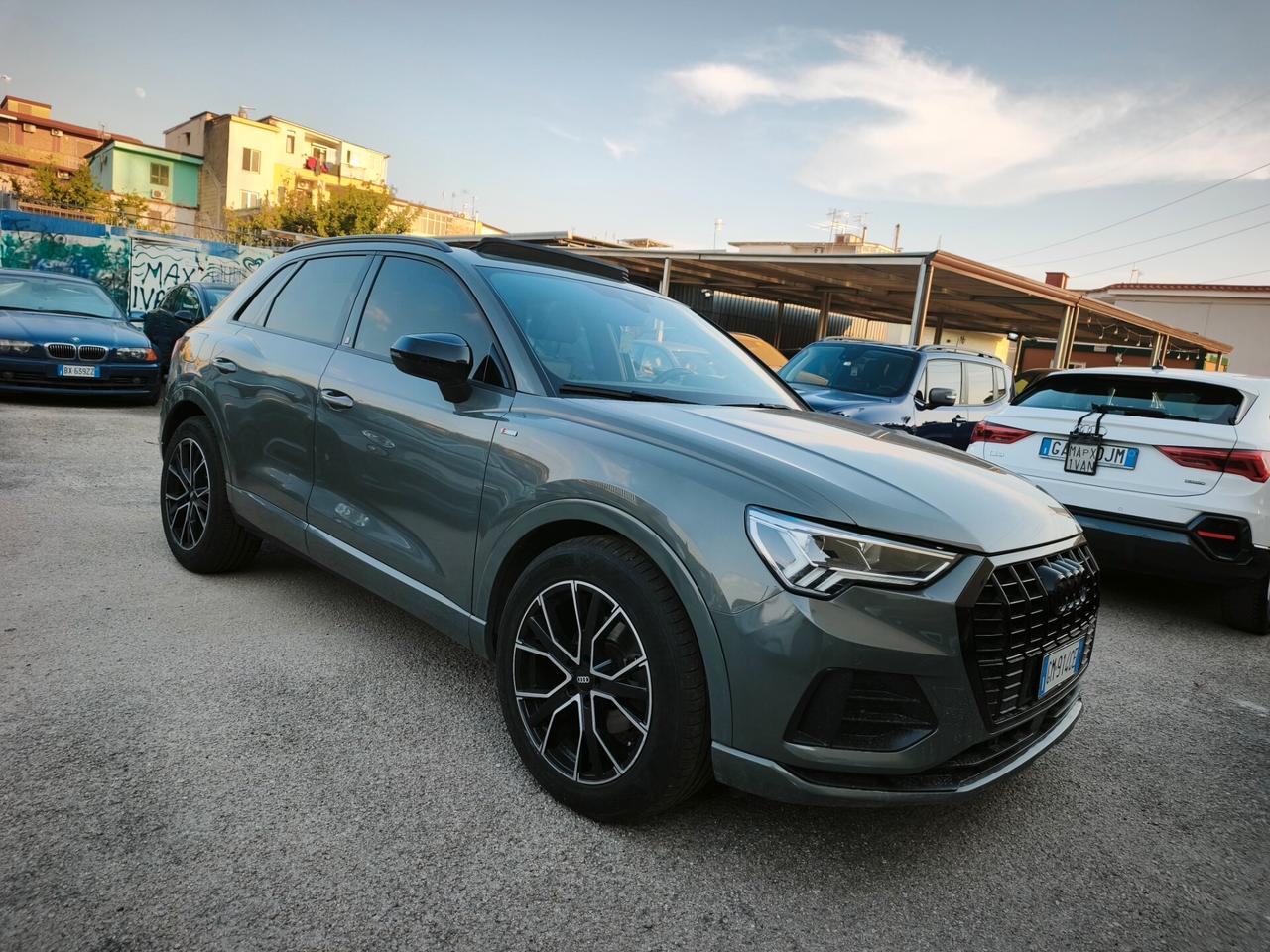Audi Q3 35 TDI S tronic line edition tetto panoramico
