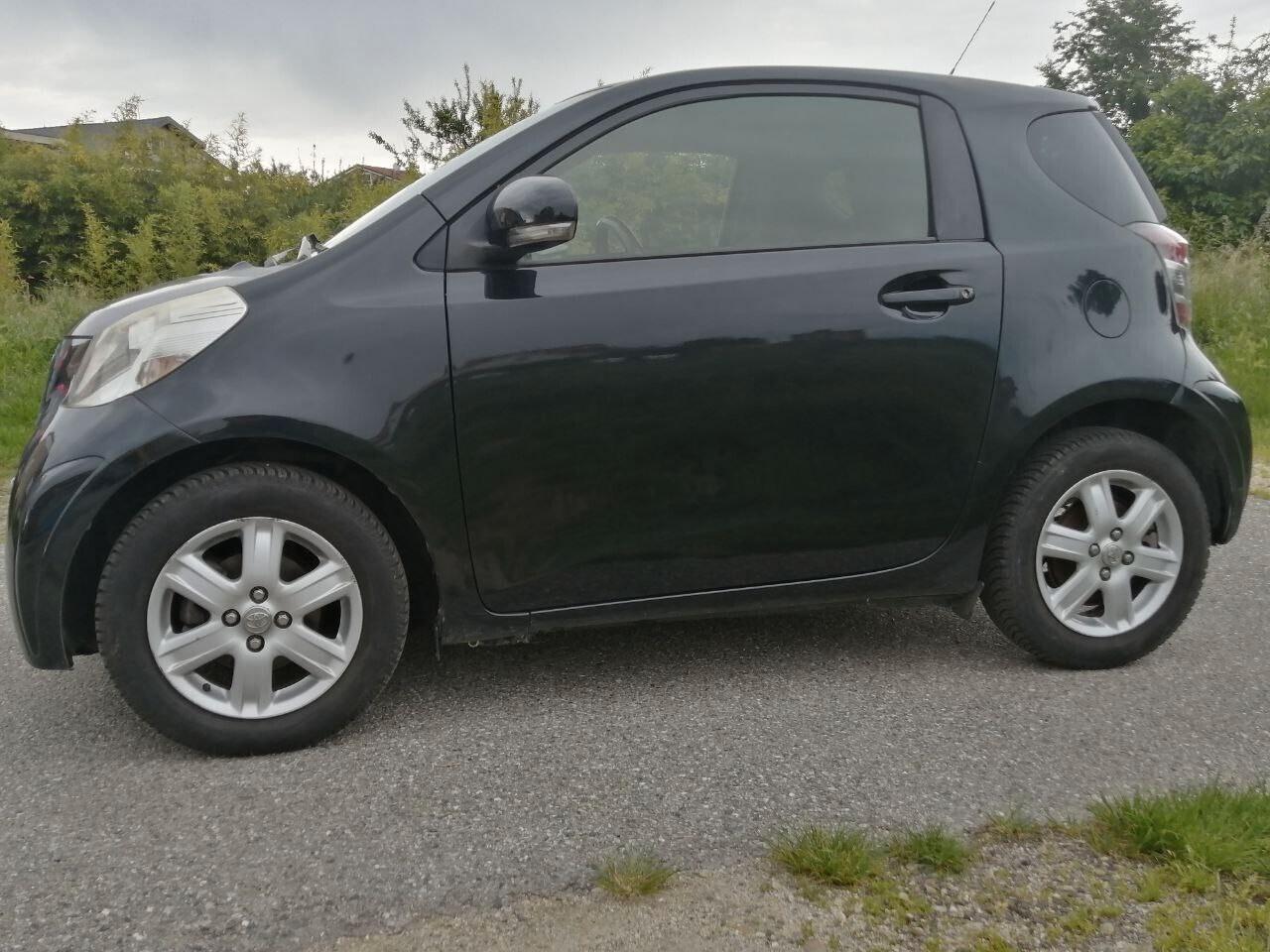 Toyota iQ 1.0 Automatica Idonea Neopatentati