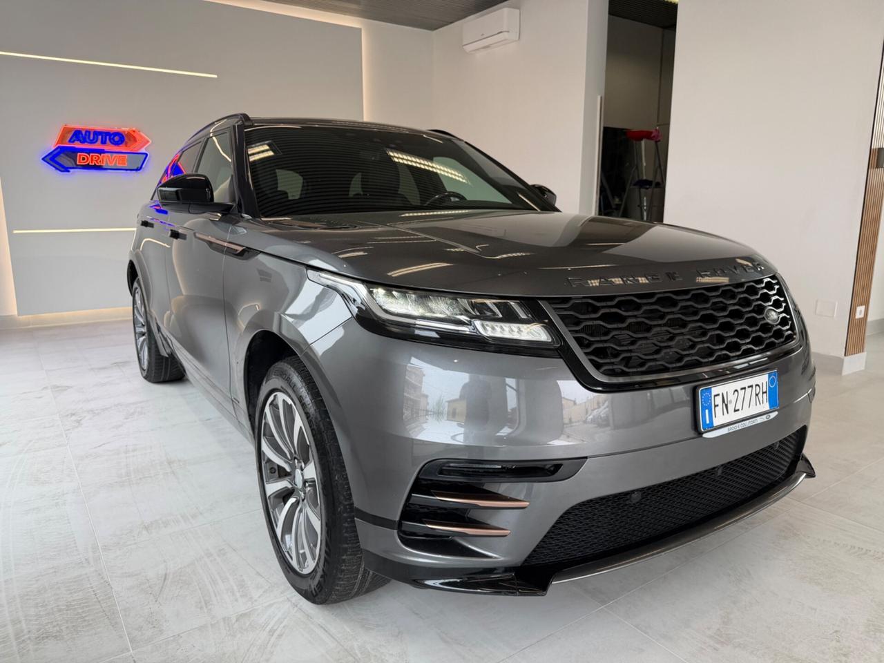 Range Rover Velar 2.0D I4 240 CV R-Dynamic HSE