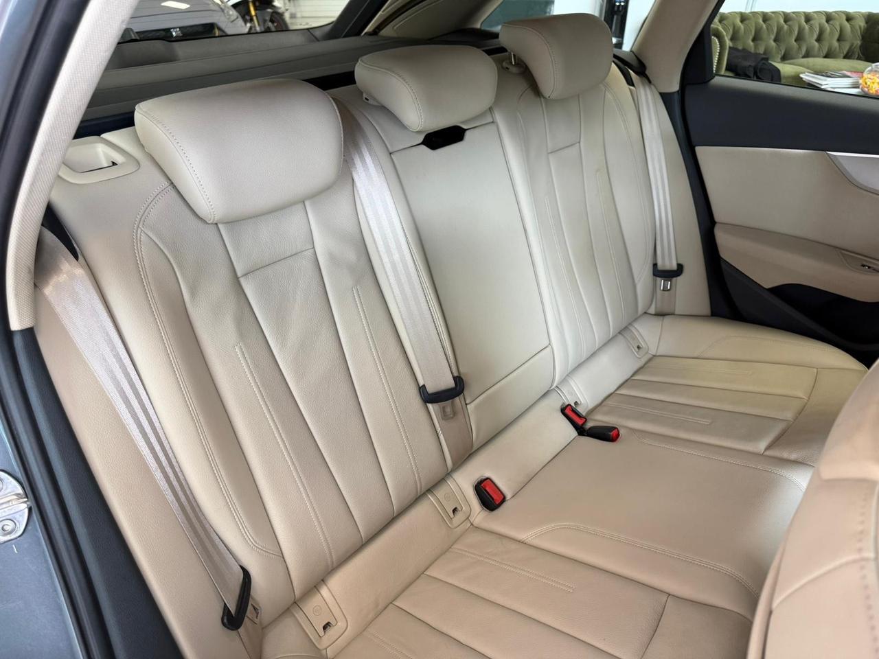 Audi A4 Avant 2.0 TFSI 252 CV quattro S tronic Business Sport