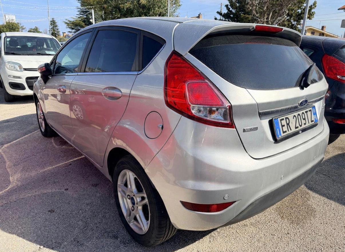 FORD FIESTA 1.5 TDCI PLUS