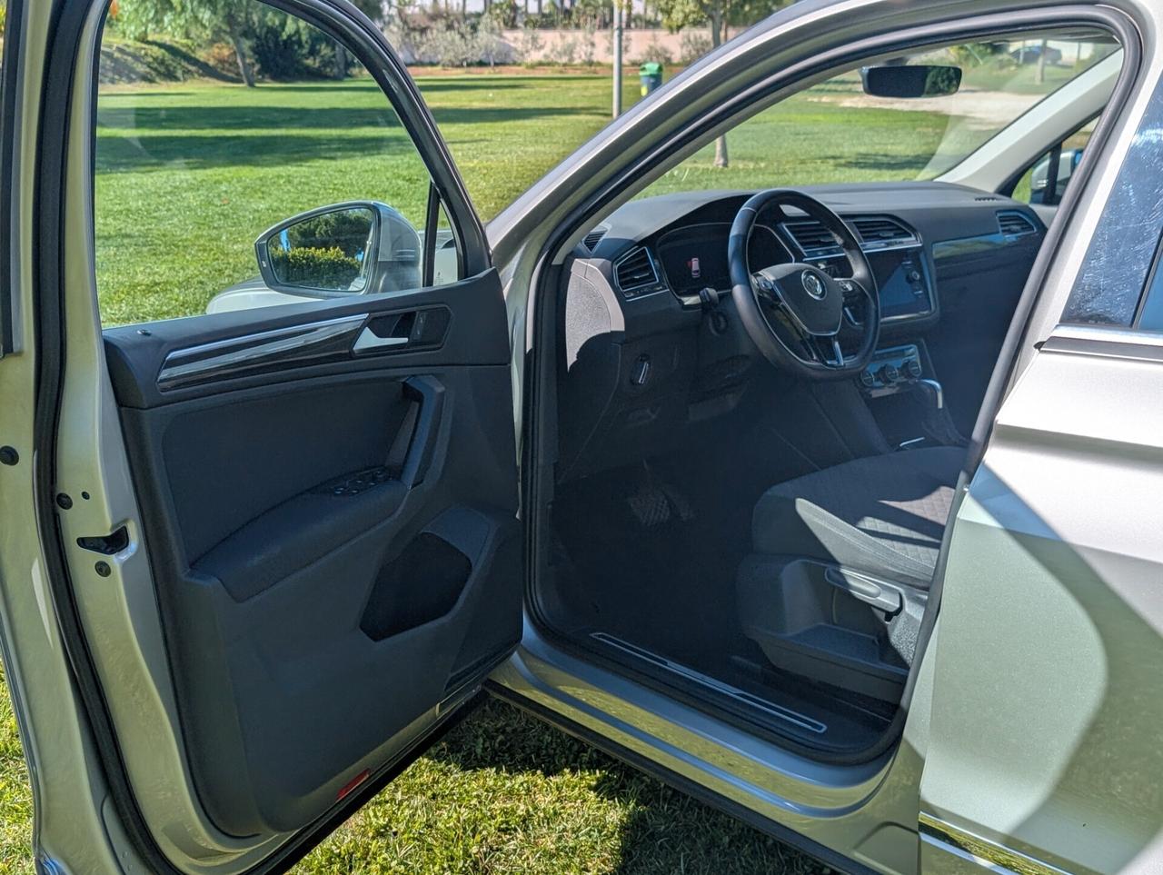 Volkswagen Tiguan 2.0 TDI SCR DSG Sport BMT