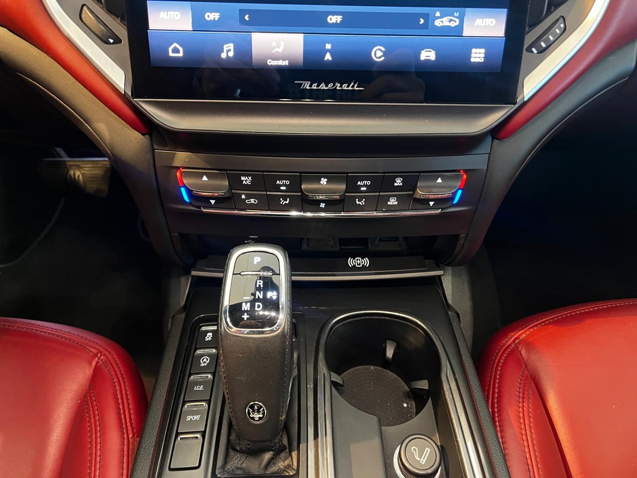 Maserati Ghibli V6 430 CV Q4 Granlusso