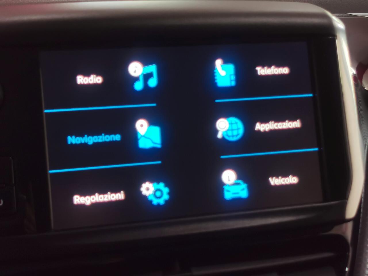 Peugeot 2008 BlueHDi 100 S&S Allure