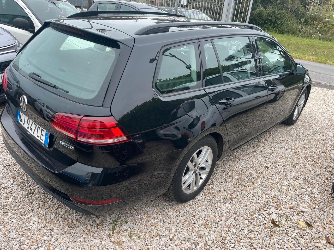 Volkswagen Golf Variant 1.5 tsi Business 130cv