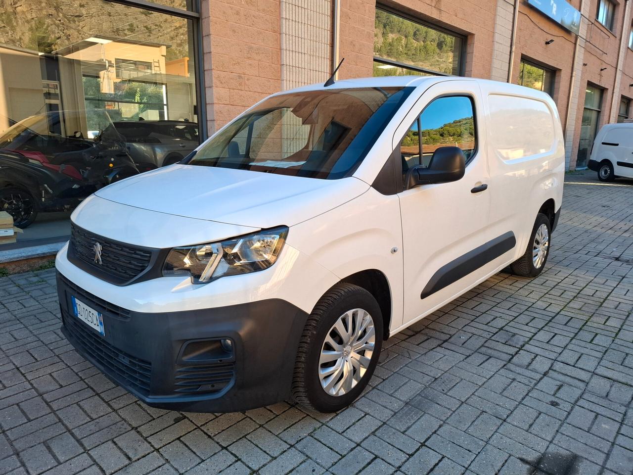 Peugeot PARTNER PASSO LUNGO