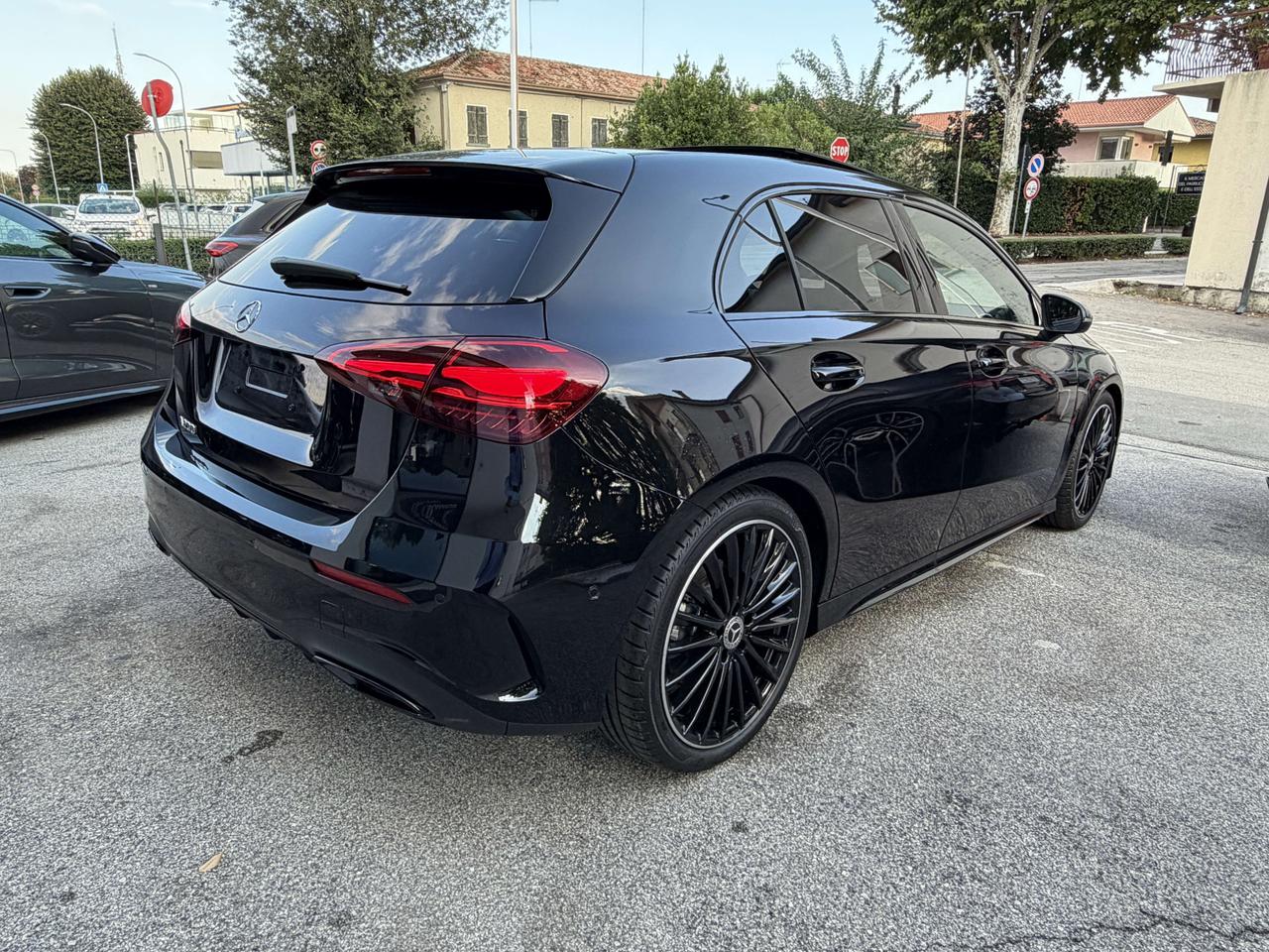 Mercedes-Benz A 200 A 200 AMG Line Advanced Plus