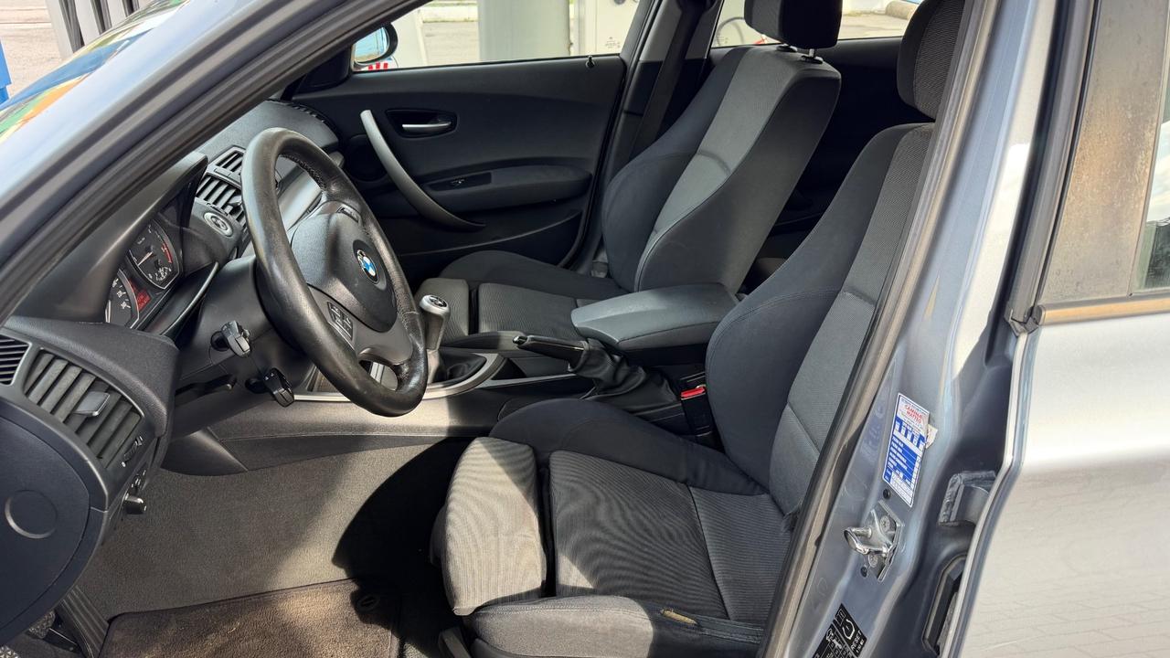 Bmw 118 118d cat 5 porte Attiva