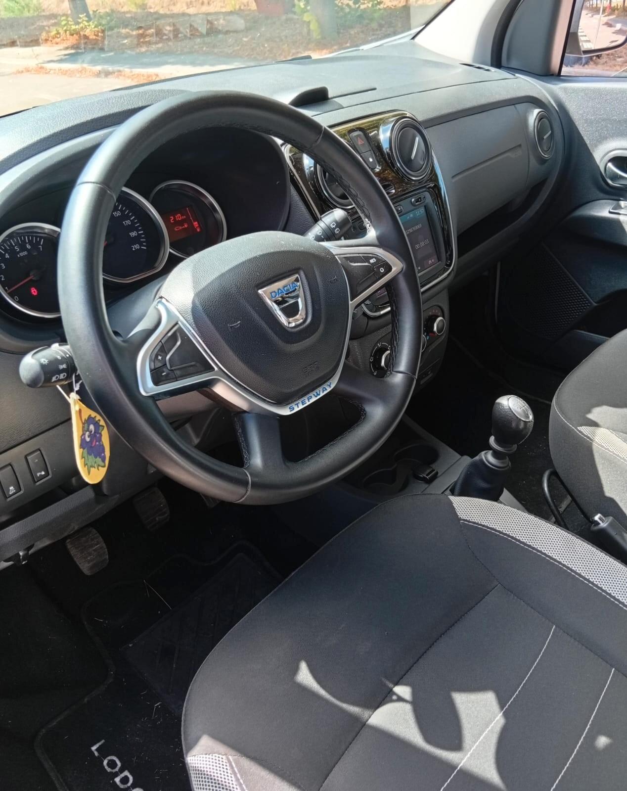 Dacia Lodgy 1.5 115CV *7 POSTI*