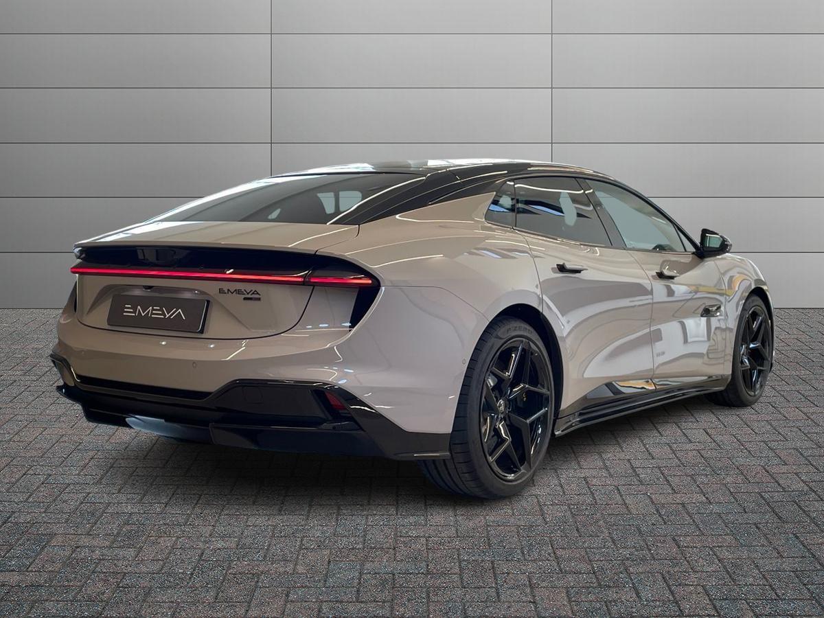 LOTUS EMEYA 600 GT