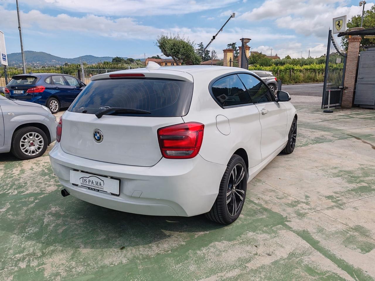Bmw 116 116d 3p. Urban NEOPATENTATI