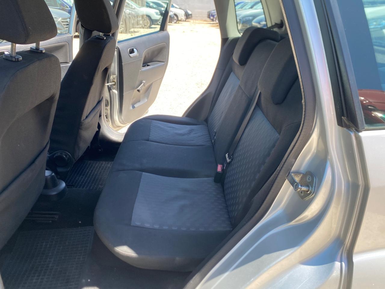 Ford Fiesta 1.4 TDCi 5p. Ghia DIESEL NEOPATENTATI
