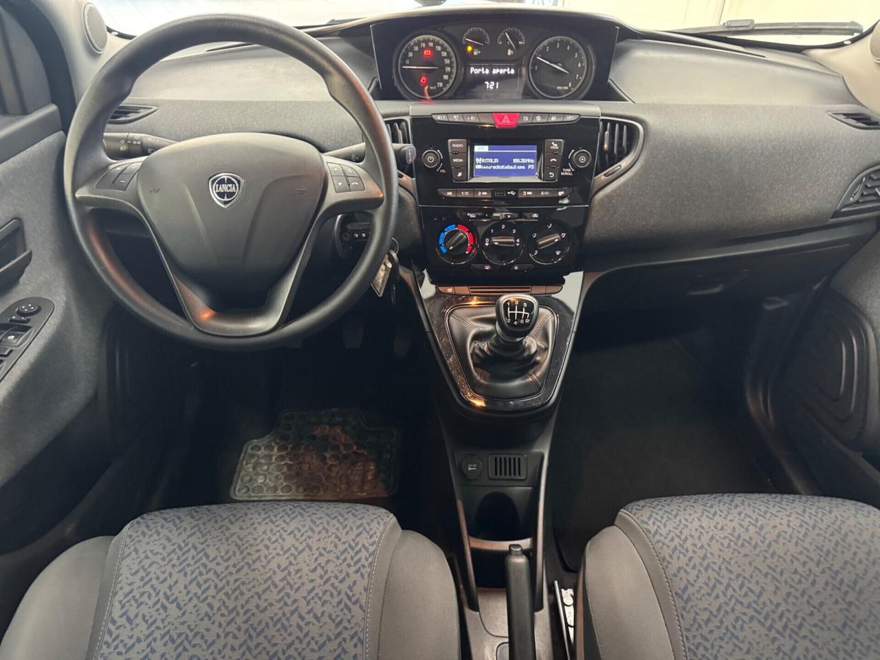 Lancia Ypsilon 1.0 FireFly 5 porte S&S Hybrid Silver Plus