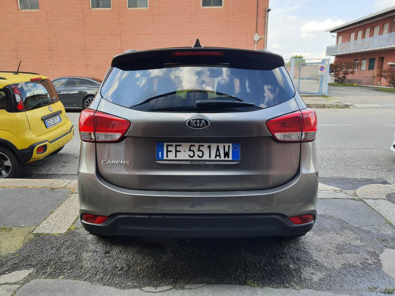 KIA Carens 1.6 GDI Class