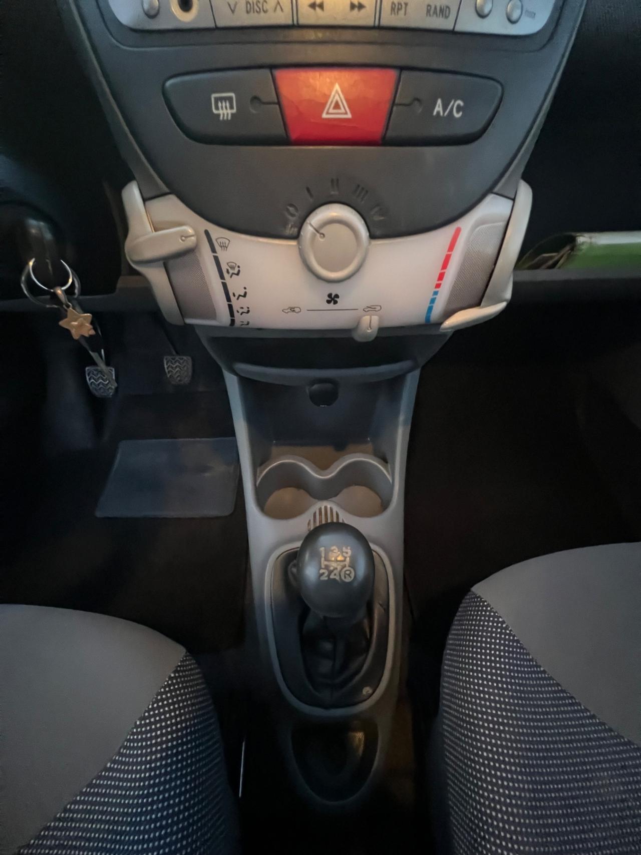 Peugeot 107 1.0 68CV 5p. Urban Move