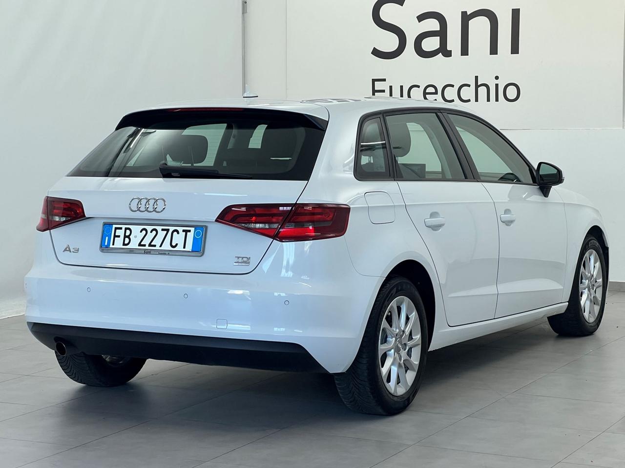 AUDI A3 III 2013 Sportback A3 Sportback 1.6 tdi Business 110cv E6