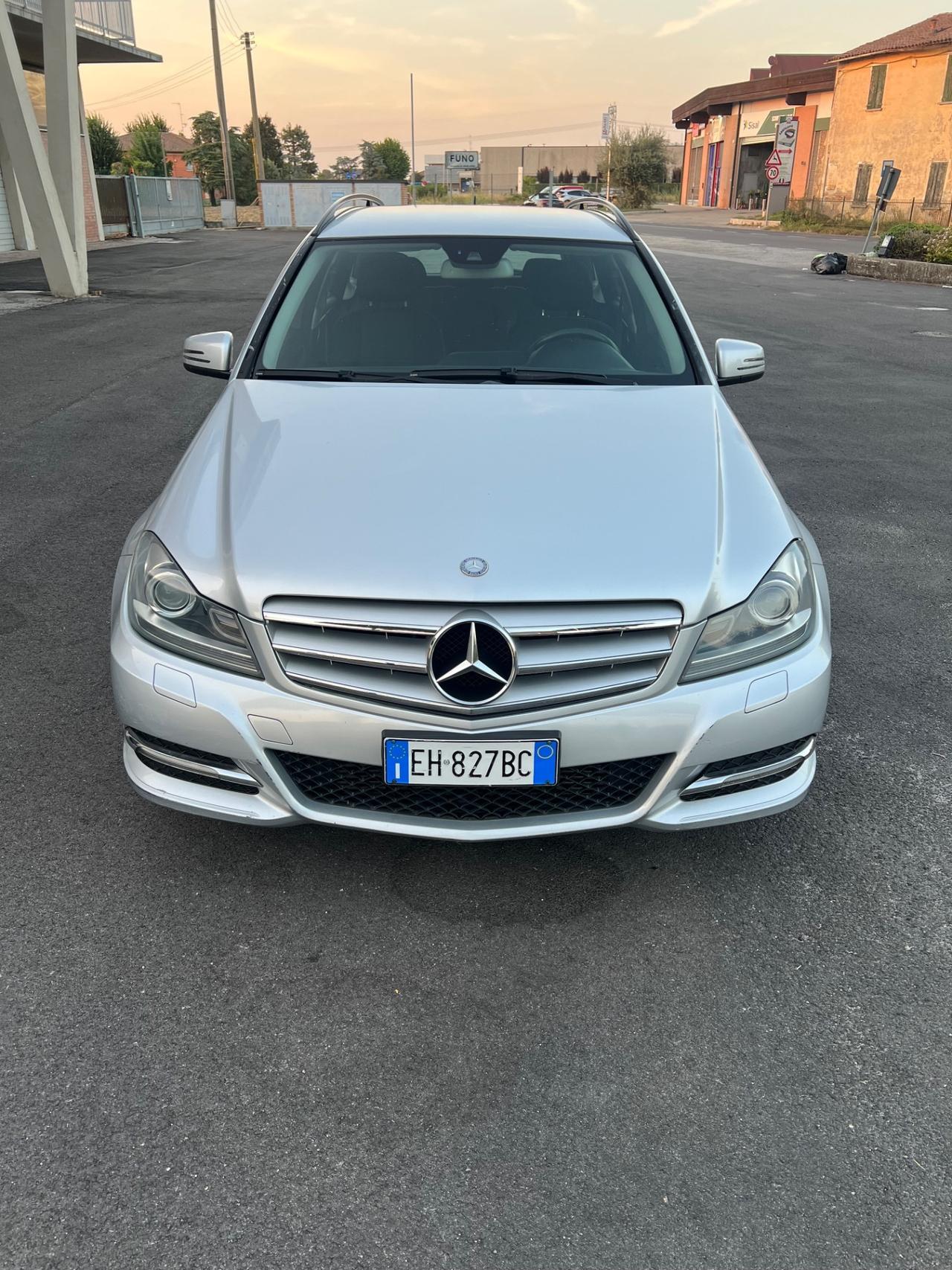 Mercedes-benz C 220 CDI BlueEFFICIENCY Avantgarde