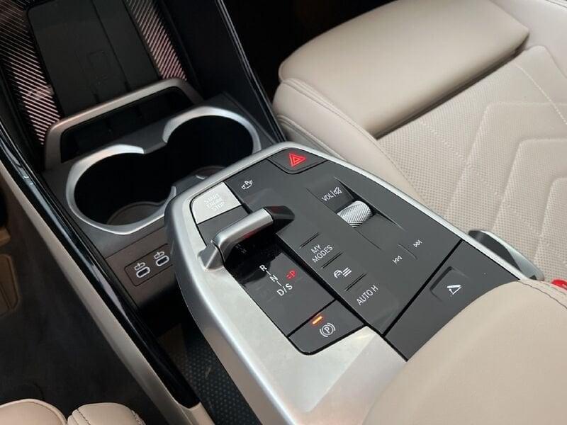 BMW X1 U11 sdrive20d mhev 48V MSport auto