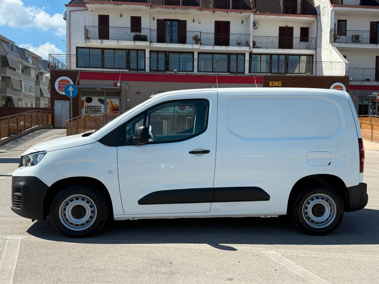 Peugeot Partner furgone euro 6b