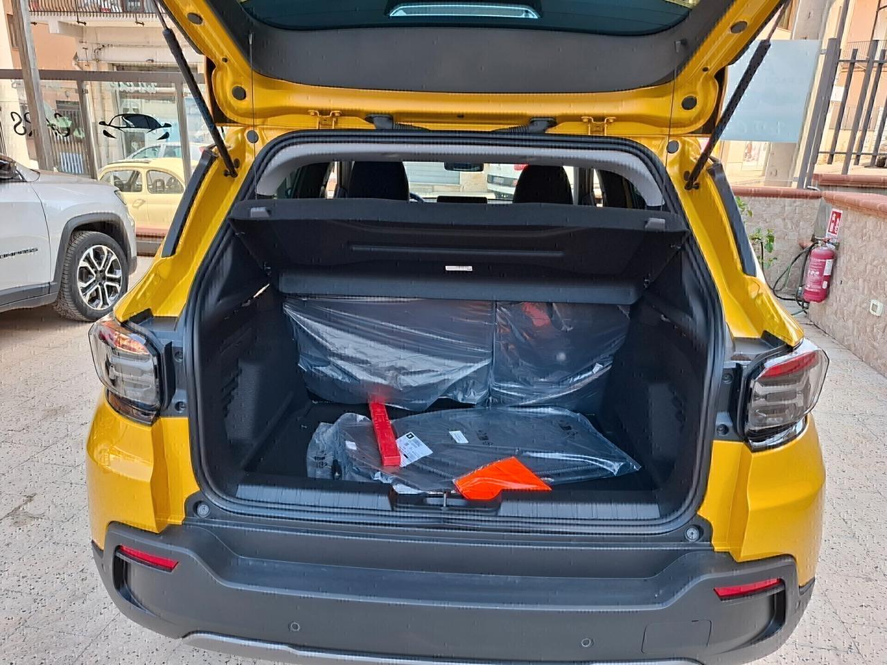 NUOVA JEEP AVENGER 1.2 BENZINA 1OO CV LONGITUDINE PLUS € 23900,00