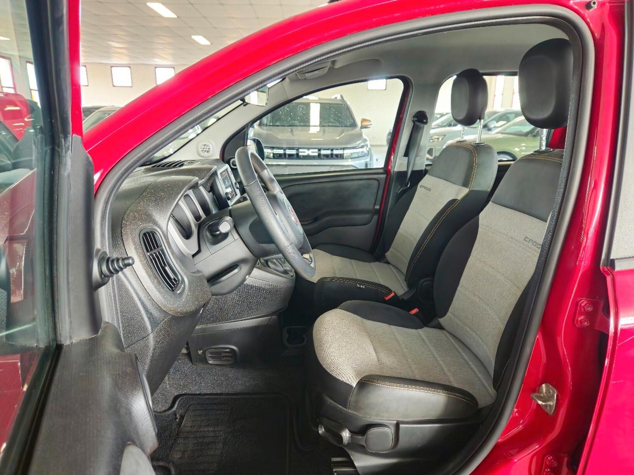 Fiat Panda Cross 1.0 FireFly S&S Hybrid 70CV
