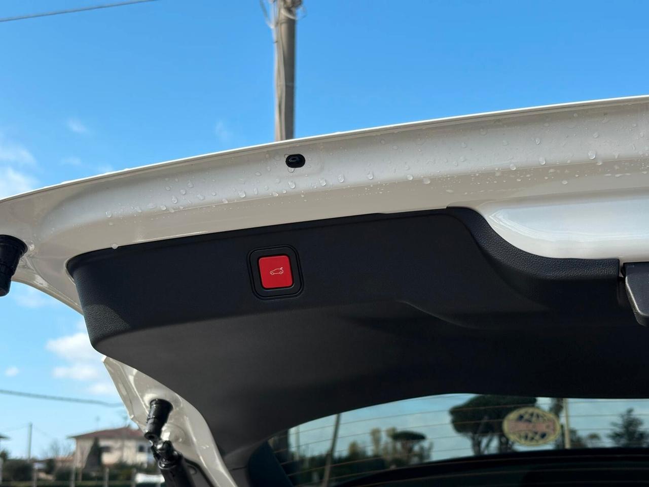 Fiat 600 Hybrid 110 CV DCT MHEV La Prima