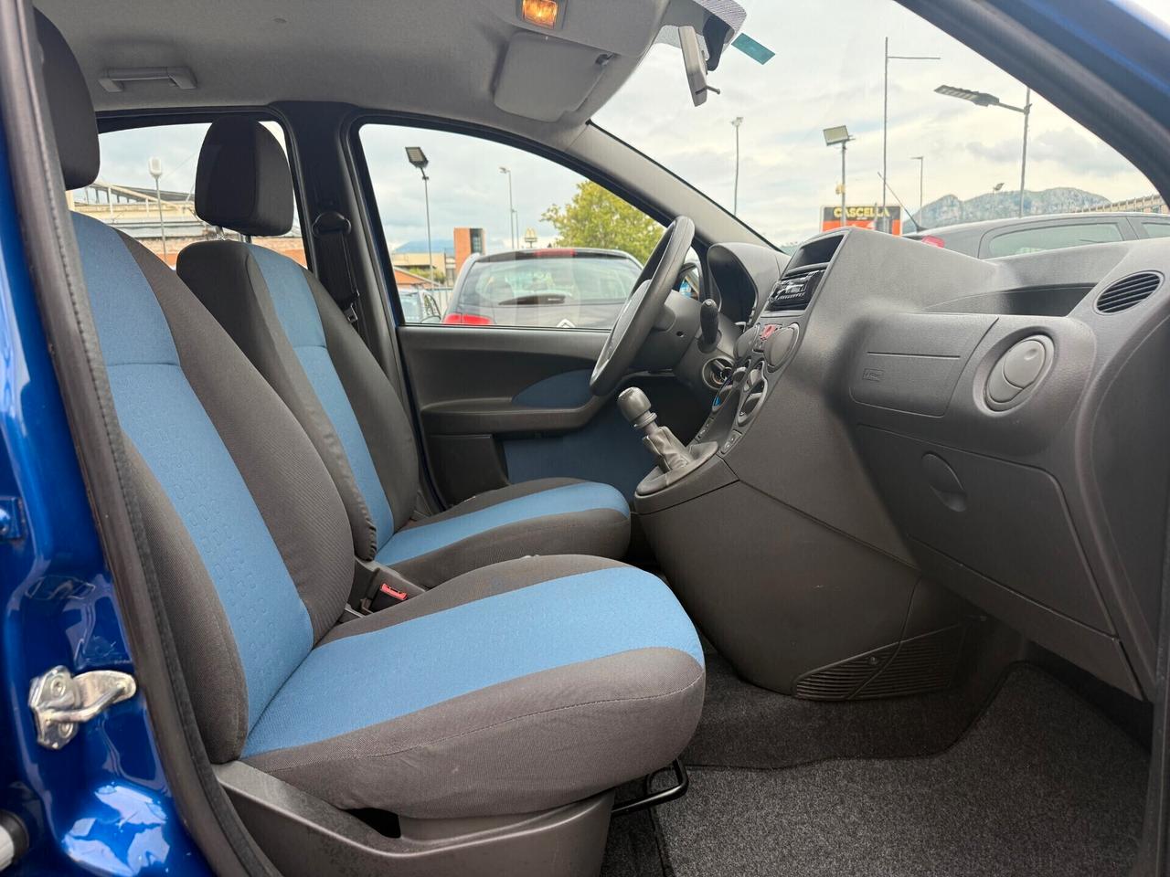 PANDA 02.2010 1.2 BENZINA 123.000KM-OTTIMI CONSUMI