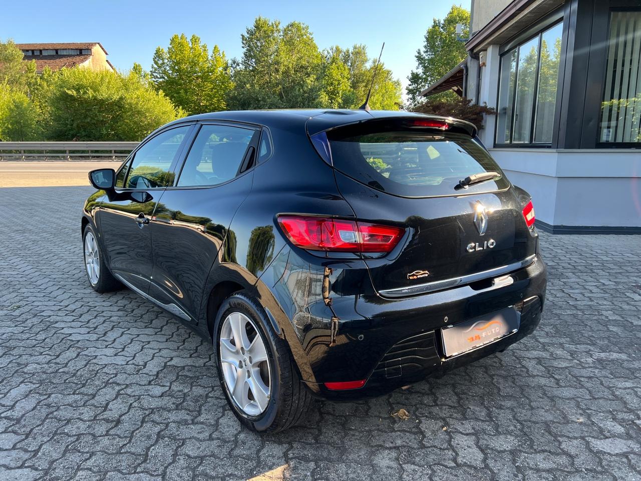Renault Clio 1.2 75CV 5 porte Life