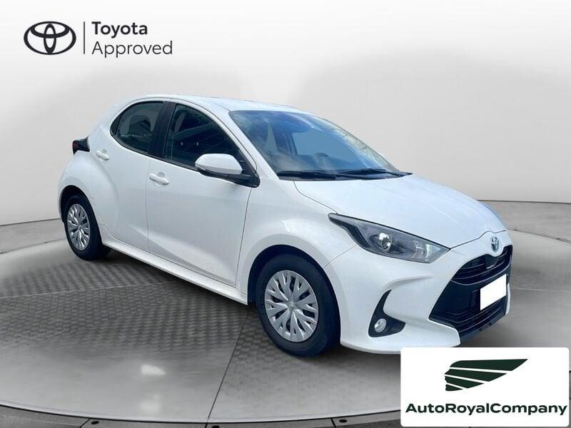 Toyota Yaris Hybrid Active MY22