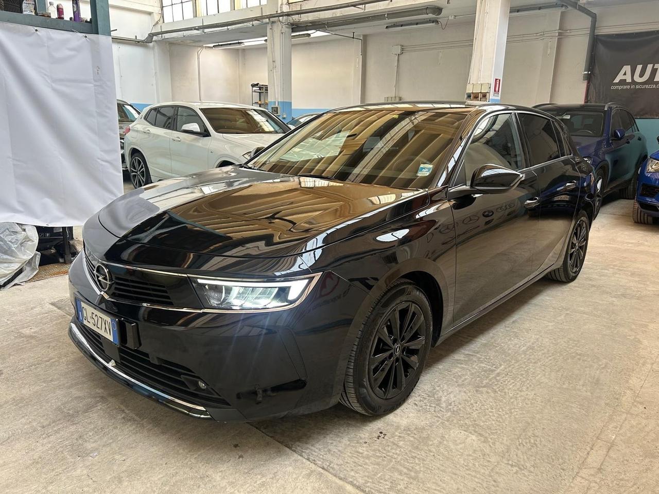 Opel Astra 1.2 Turbo 110 CV Elegance