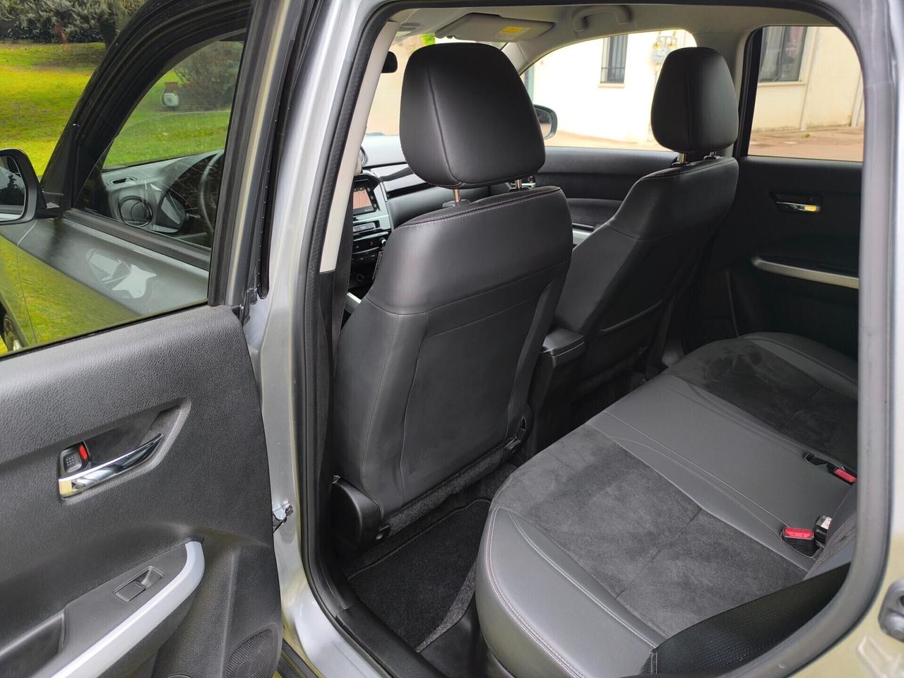 Suzuki Vitara 1.6 DDiS 4WD AllGrip V-Top