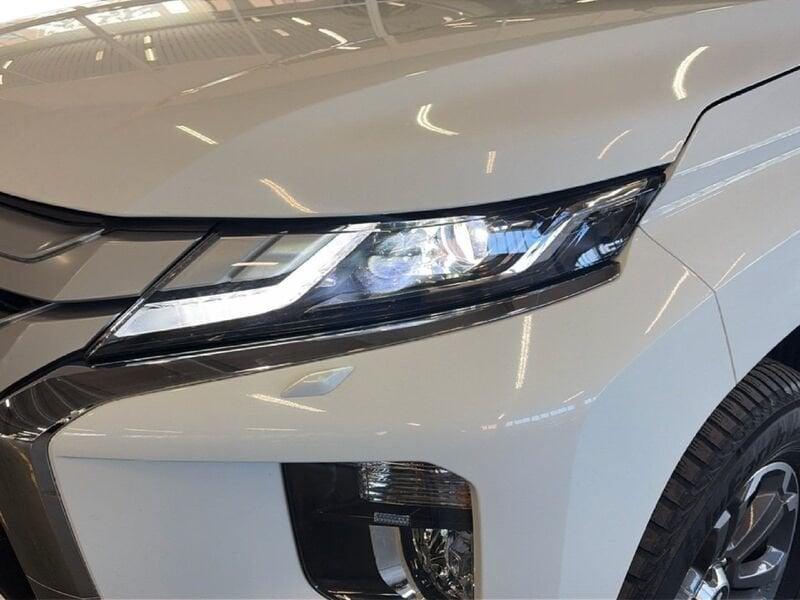 Mitsubishi L200 L200 d.cab 2.3d Intense 4wd 150cv auto