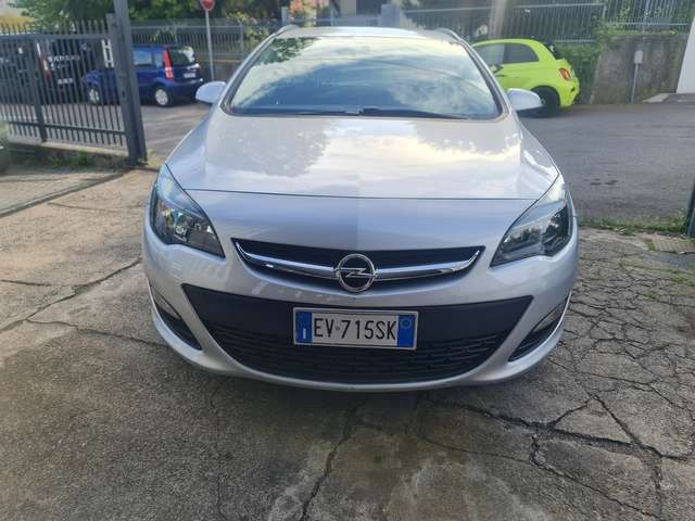 Opel Astra 5p 1.7 cdti Cosmo 110cv