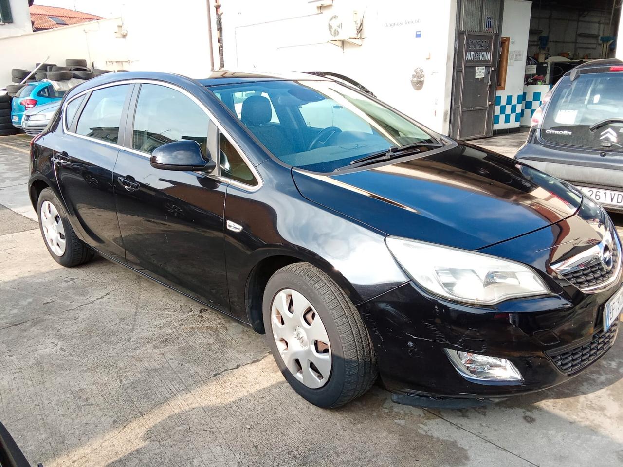 Opel Astra 1.4 Turbo 140CV 5 porte Cosmo