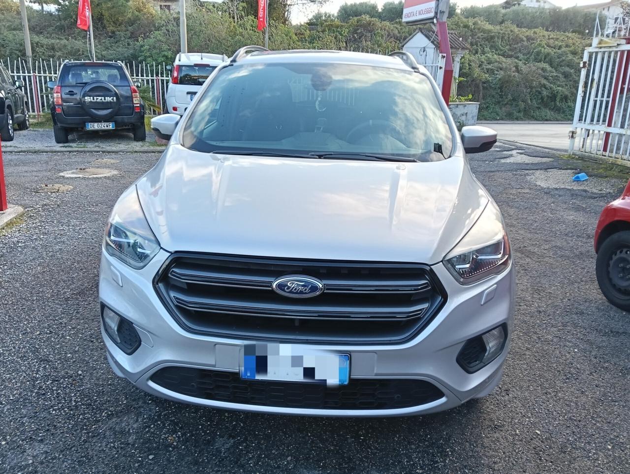 Ford Kuga 1.5 TDCI 120 CV S&S 2WD ST-Line