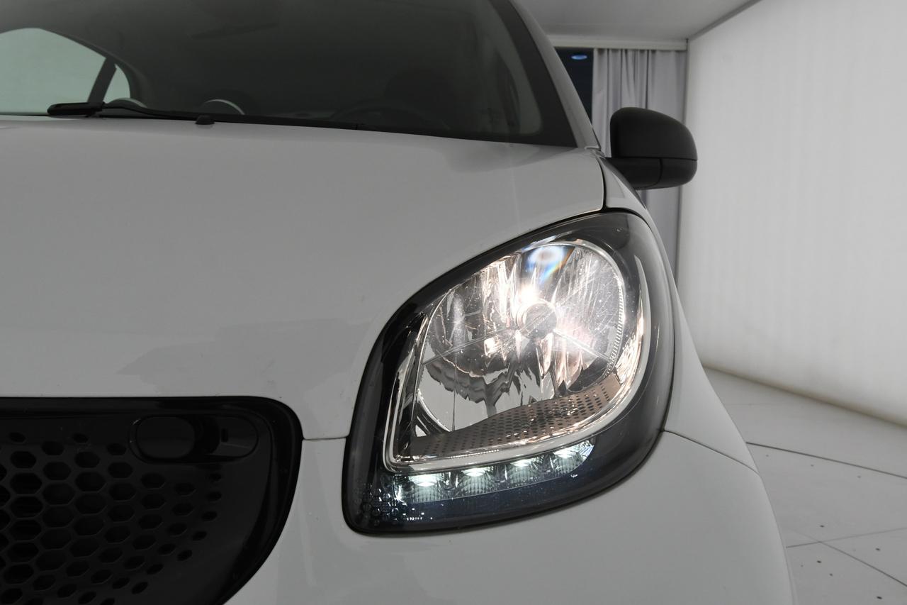 SMART Fortwo 1.0 Youngster 71cv twinamic my18 NEOPATENTATI