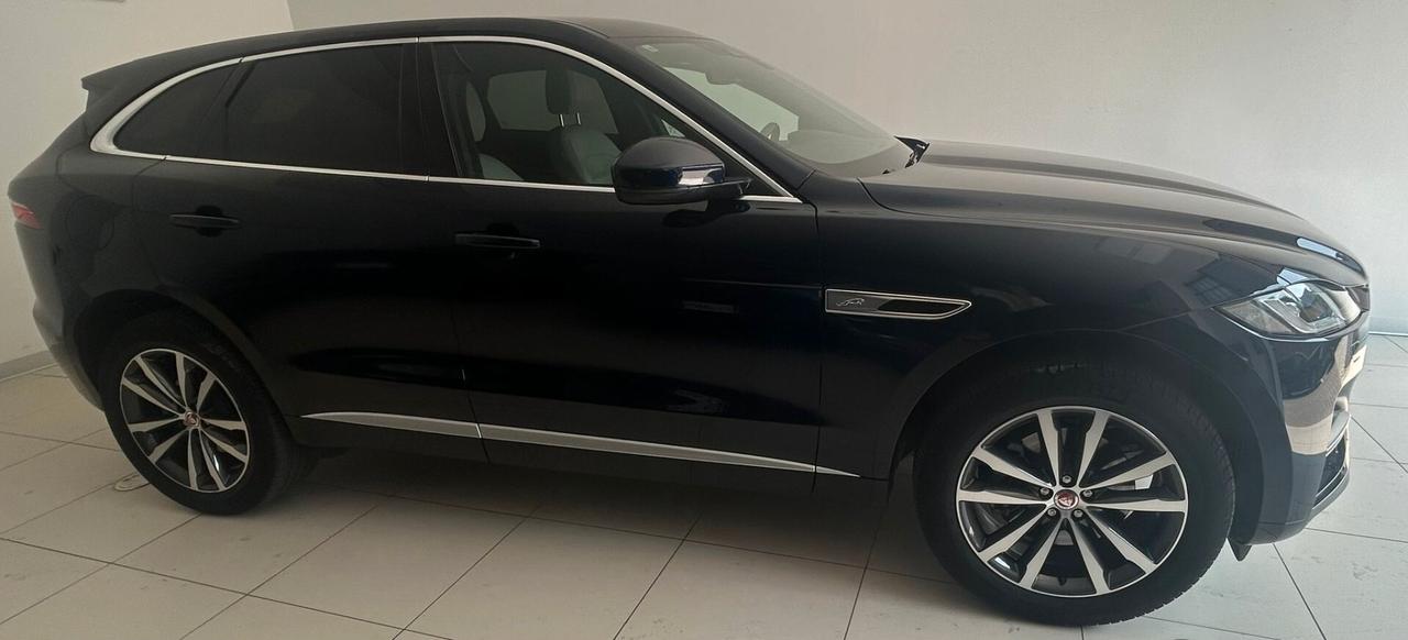 Jaguar F-Pace 2.0 D 163 CV AWD aut. SE