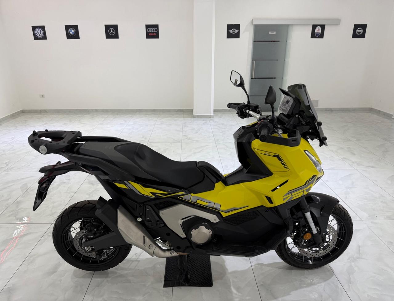 Honda X-ADV 750 EDIZIONE SPECIALE