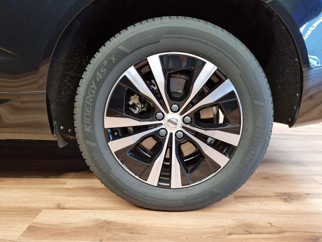 VOLVO XC60 B5 (d) AWD Geartronic Momentum Pro