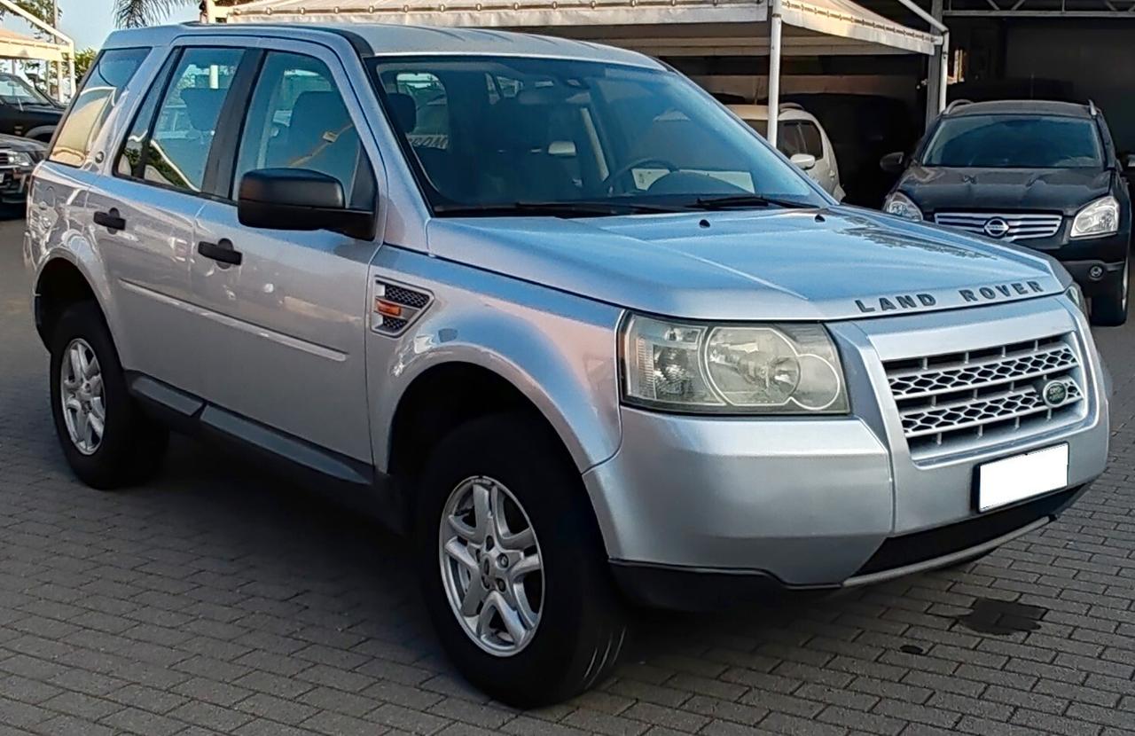 Land Rover Freelander 2.2 TD4 S.W. E