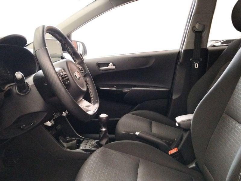 Kia Picanto 1.0 X LINE