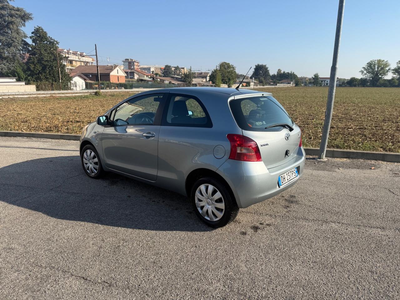 Toyota Yaris 1.3 3 porte Sol