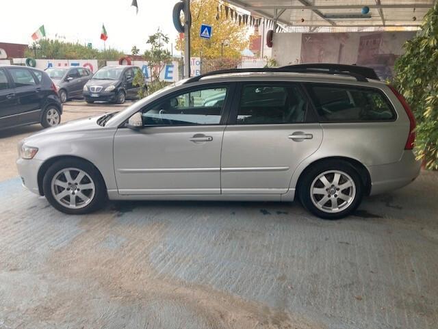 Volvo V50 D2 POLAR