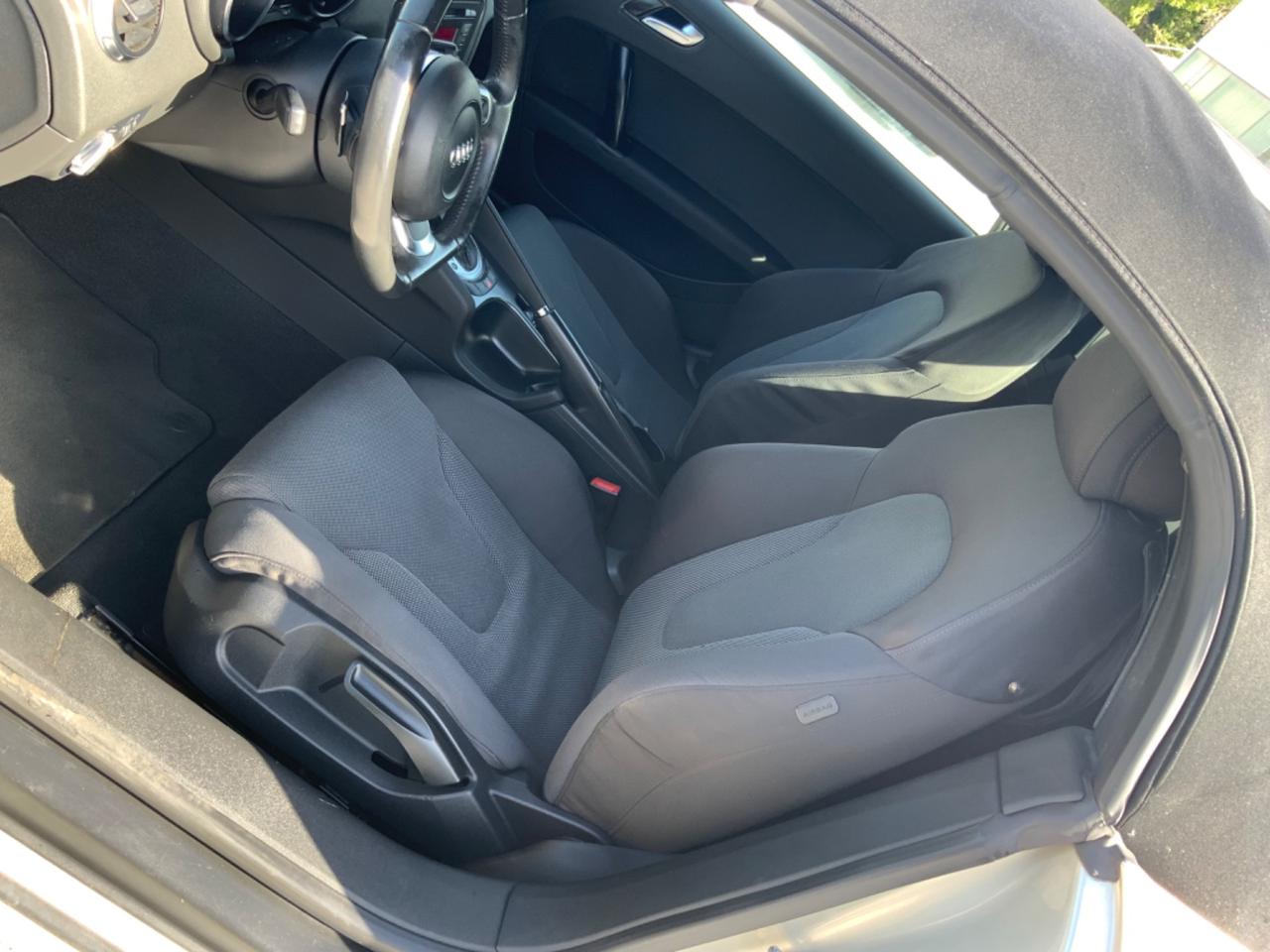 Audi TT Roadster 2.0 TFSI S tronic