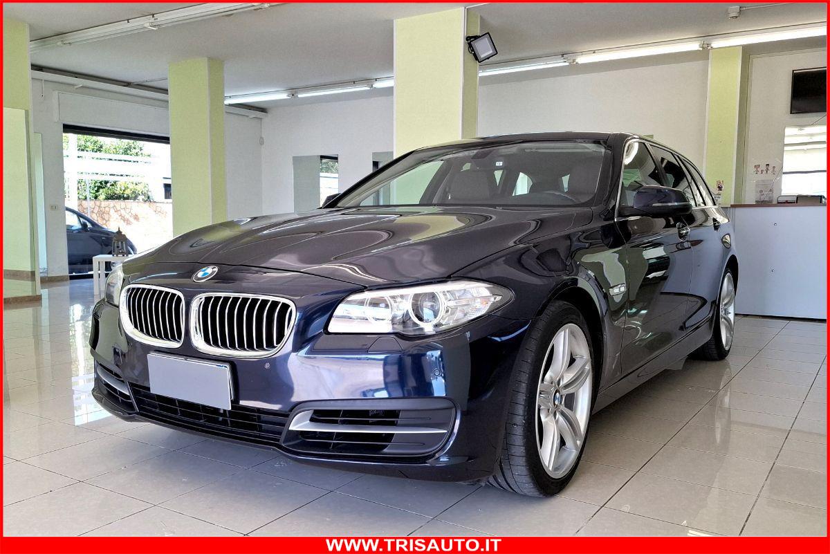 BMW 520d Aut.Touring Luxury (FARI XENO+GANCIO TRAINO+PELLE+NAVI)