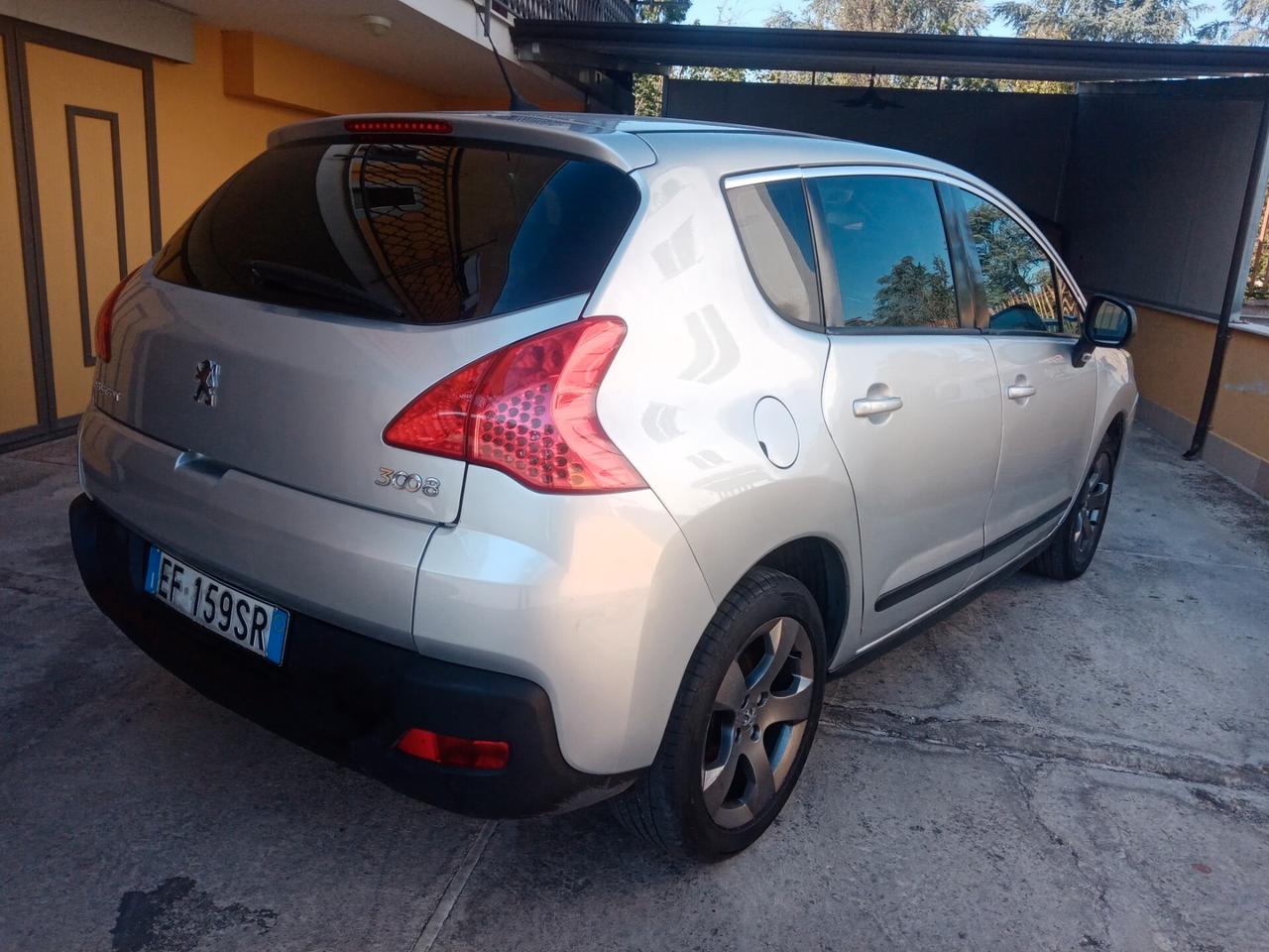 Peugeot 3008 1.6 HDi 110CV Business