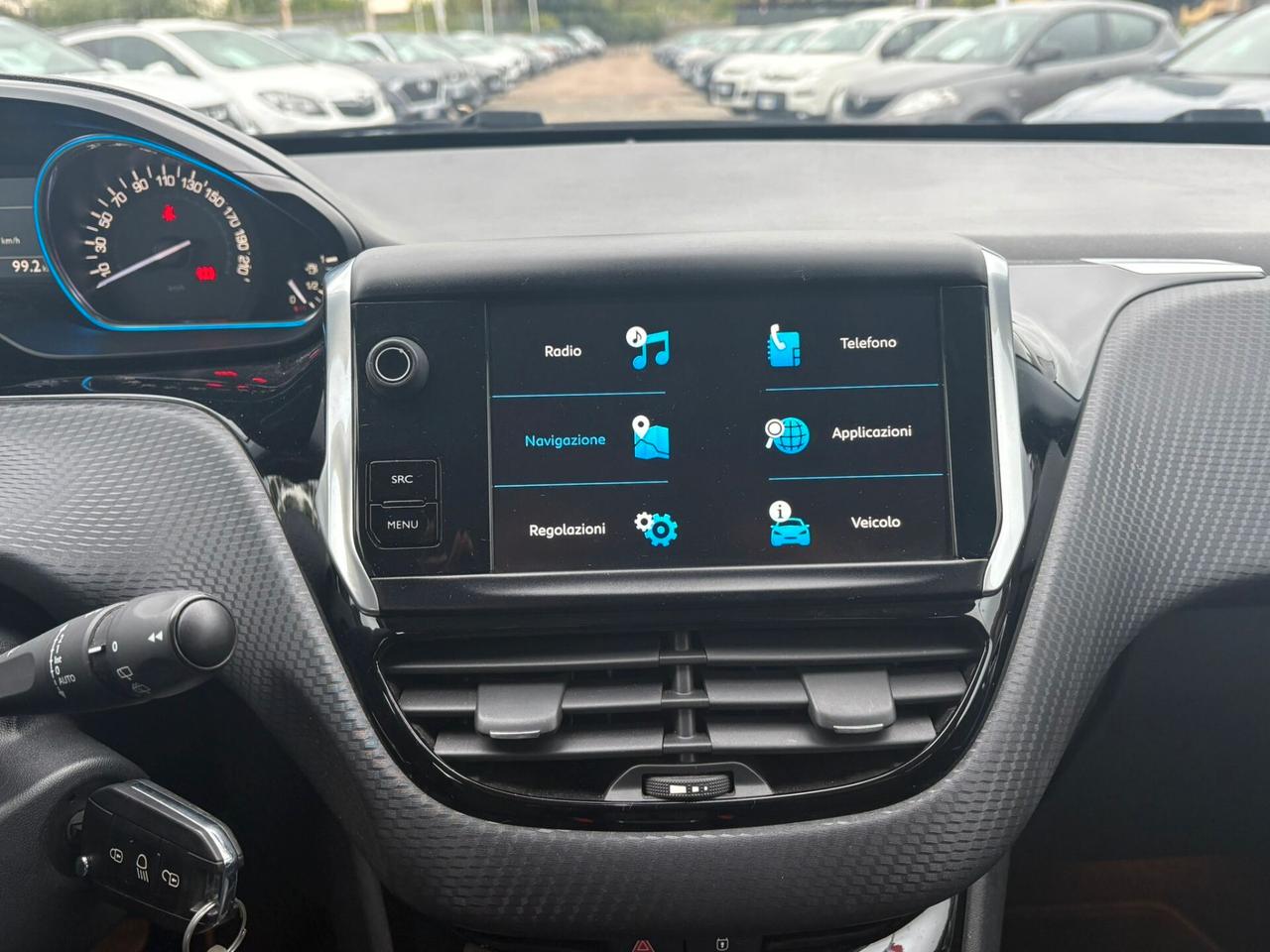 Peugeot 2008 BlueHDi 100 S&S Allure