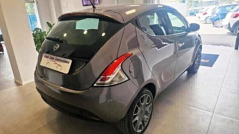 Lancia Ypsilon 1.3 M-Jet 95 CV S&S Gold