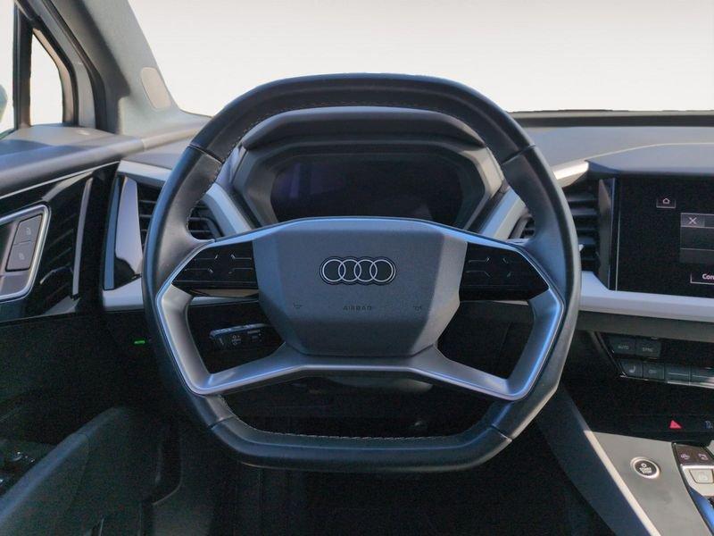 Audi Q4 e-tron Q4 40 e-tron Business Advanced