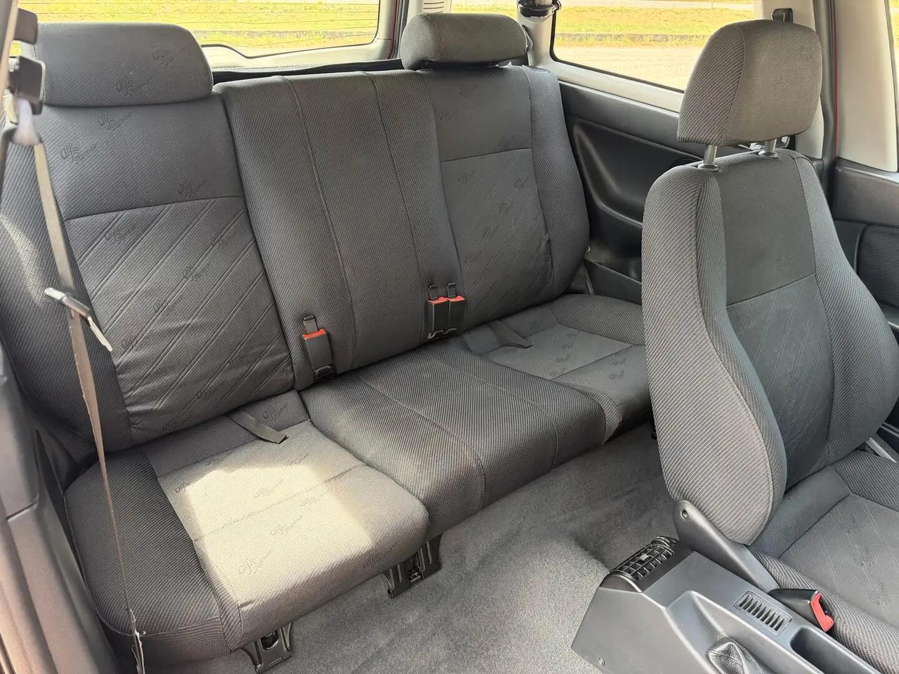 Alfa Romeo 145 2.0i 16V Twin Spark cat Quadrifoglio